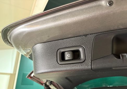 Mercedes-Benz GLB 200, 2021