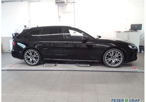 Audi A4, 2023