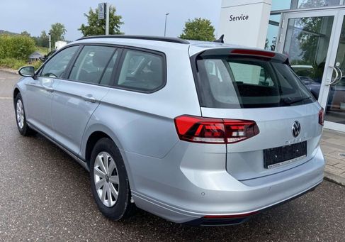 Volkswagen Passat Variant, 2023 3