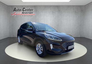 Ford Kuga, 2022