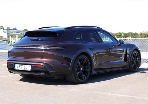 Porsche Taycan, 2023