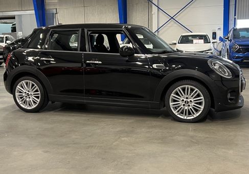 MINI, 2019