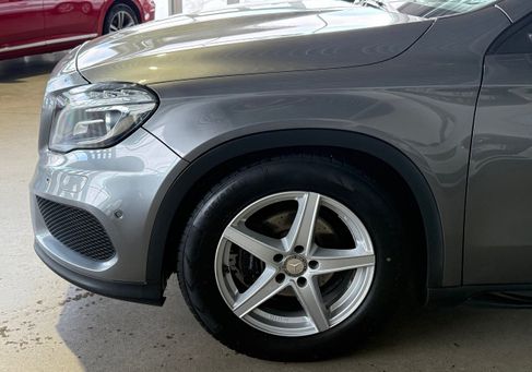 Mercedes-Benz GLA 180, 2016