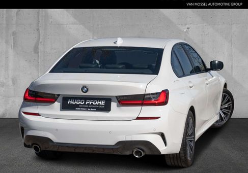 BMW 318, 2022 3