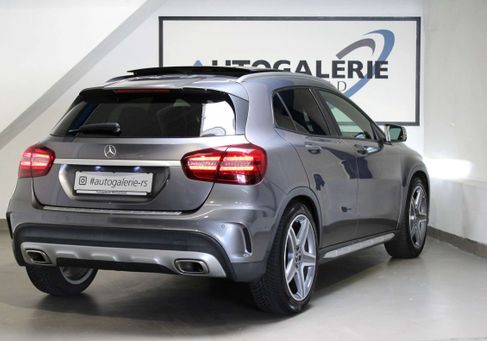 Mercedes-Benz GLA 200, 2020