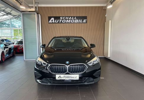 BMW 218, 2021 2