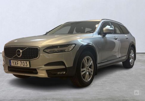 Volvo V90 Cross Country, 2018