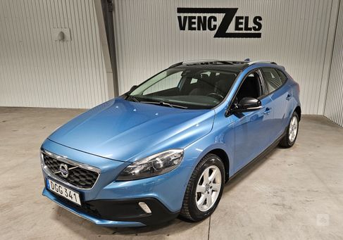 Volvo V40 Cross Country, 2015