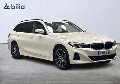 BMW 330, 2025