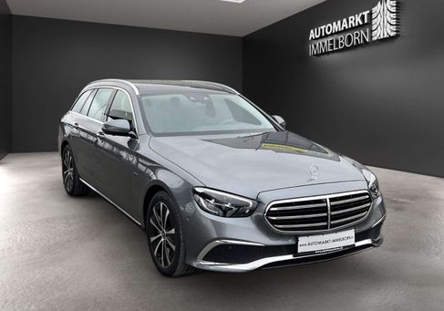 Mercedes-Benz E 300, 2020 3
