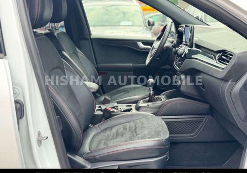 Ford Kuga, 2021