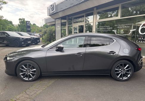 Mazda 3, 2022