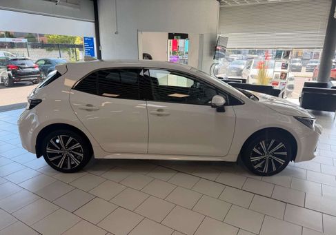Toyota Corolla, 2022 3