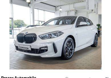 BMW 120, 2023