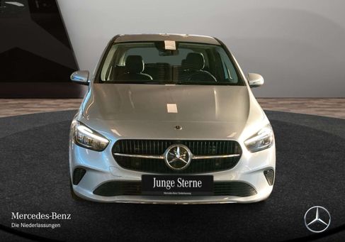 Mercedes-Benz B 200, 2025