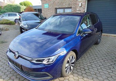 Volkswagen Golf, 2024