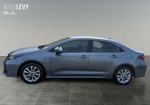 Toyota Corolla, 2023 3