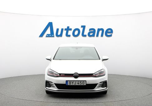 Volkswagen Golf, 2018 3