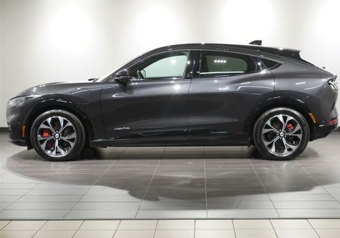 Ford Mustang Mach-E, 2022