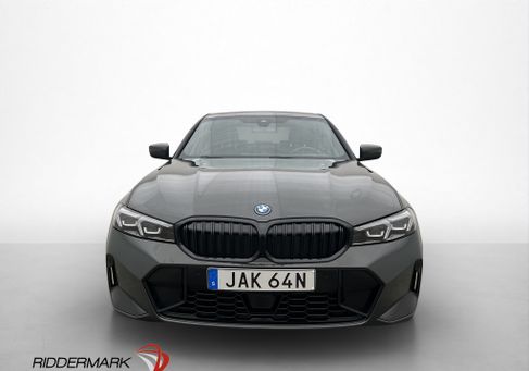 BMW 330, 2023