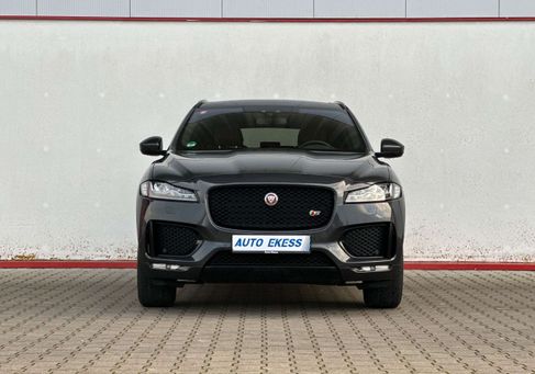 Jaguar F-Pace, 2018