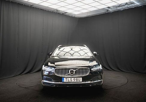 Volvo V90, 2023