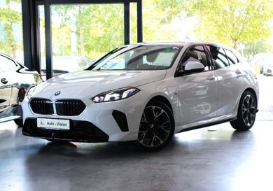 BMW 120, 2025