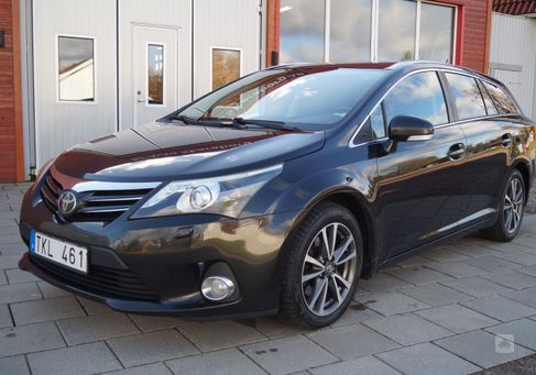 Toyota Avensis, 2013