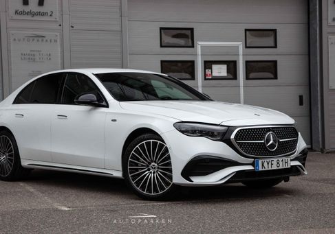 Mercedes-Benz E 300, 2025