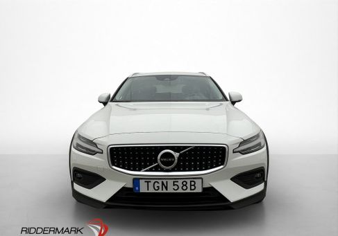 Volvo V60 Cross Country, 2021