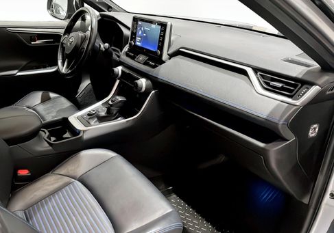 Toyota RAV 4, 2019 3