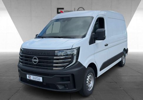 Nissan Interstar, 2025