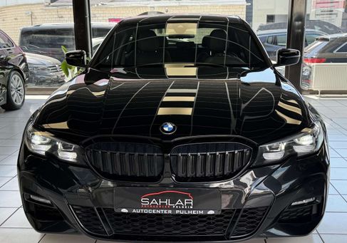 BMW 330, 2019