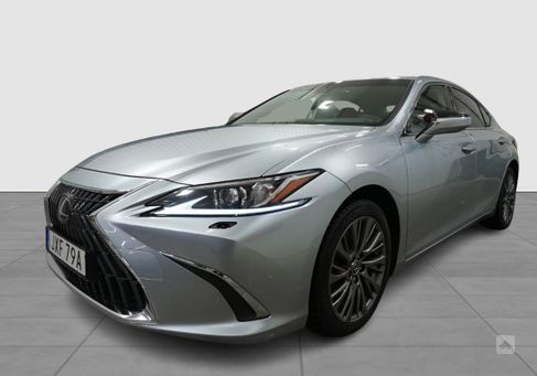 Lexus ES, 2023