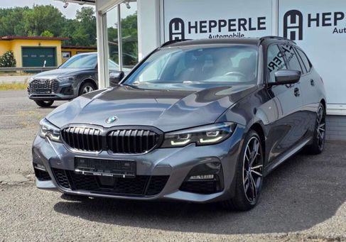 BMW 318, 2022