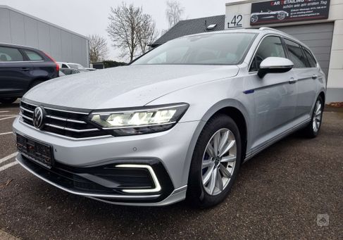 Volkswagen Passat Variant, 2021