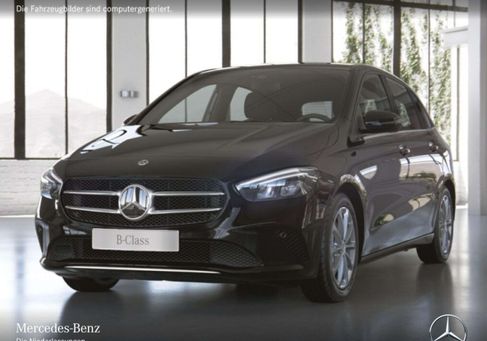 Mercedes-Benz B 250, 2022