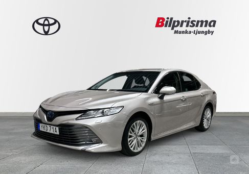 Toyota Camry, 2019