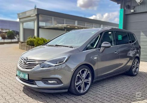 Opel Zafira Tourer, 2017