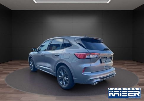 Ford Kuga, 2021