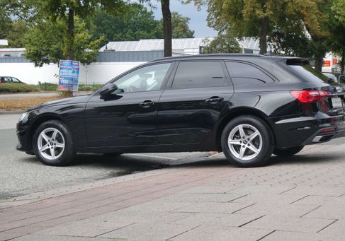 Audi A4, 2023