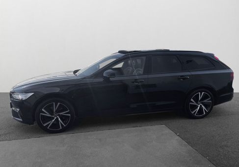 Volvo V90, 2022