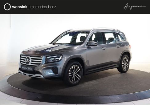 Mercedes-Benz GLB 180, 2025
