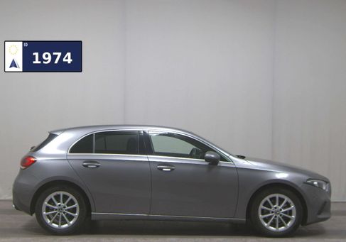 Mercedes-Benz A 160, 2022