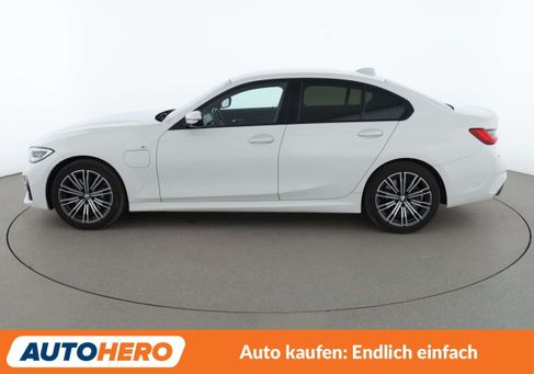 BMW 330, 2020