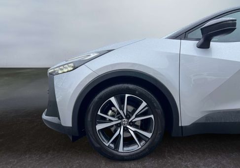 Toyota C-HR, 2025 2
