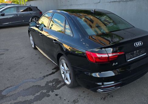 Audi A4, 2022