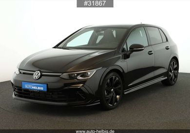 Volkswagen Golf, 2024