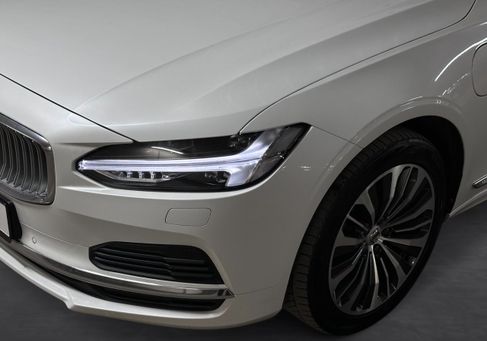 Volvo V90, 2023