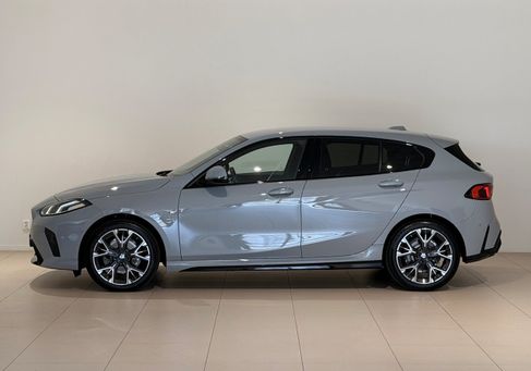 BMW 120, 2025